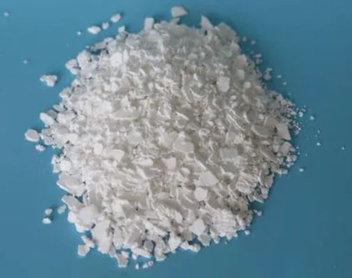 Cloreto de cálcio anidro mínimo de 74% de pureza alta em pó em flocos para uso industrial