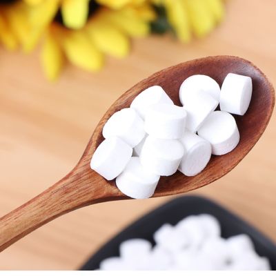 Desinfecção Comprimidos efervescentes com ingrediente ativo Dicloroisocianurato de sódio 2 anos Prazo de validade 3cm X 3cm