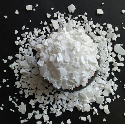 O cloreto de cálcio 50KG pulveriza 10043-52-4 granulado o tratamento da água industrial da categoria