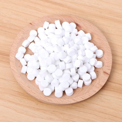 Desinfecção Comprimidos efervescentes com ingrediente ativo Dicloroisocianurato de sódio 2 anos Prazo de validade 3cm X 3cm